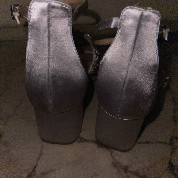 Jewel Badgley Mishchka silver rhinestone t strap block heels formal bridal 7 - Picture 13 of 14